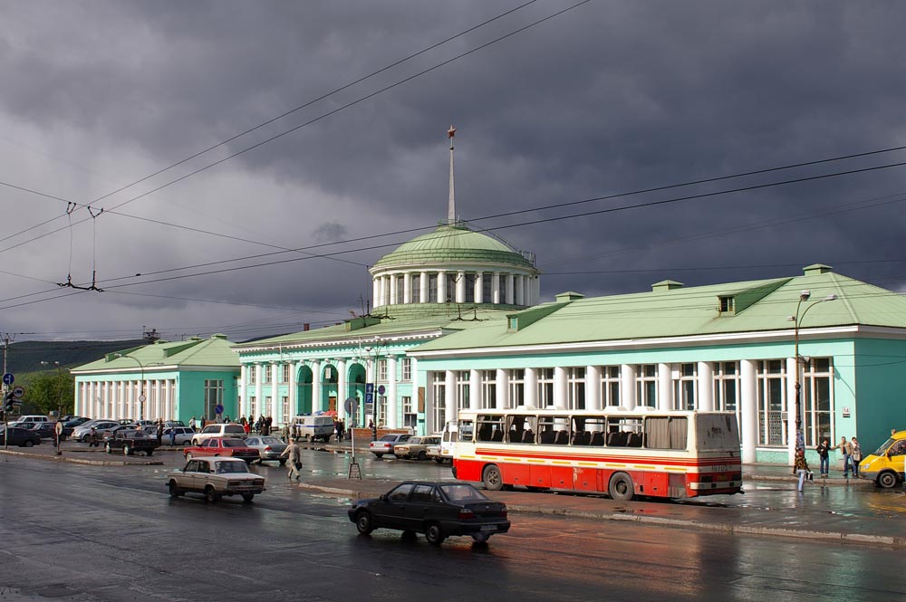 Мурманск. Железнодорожный вокзал.